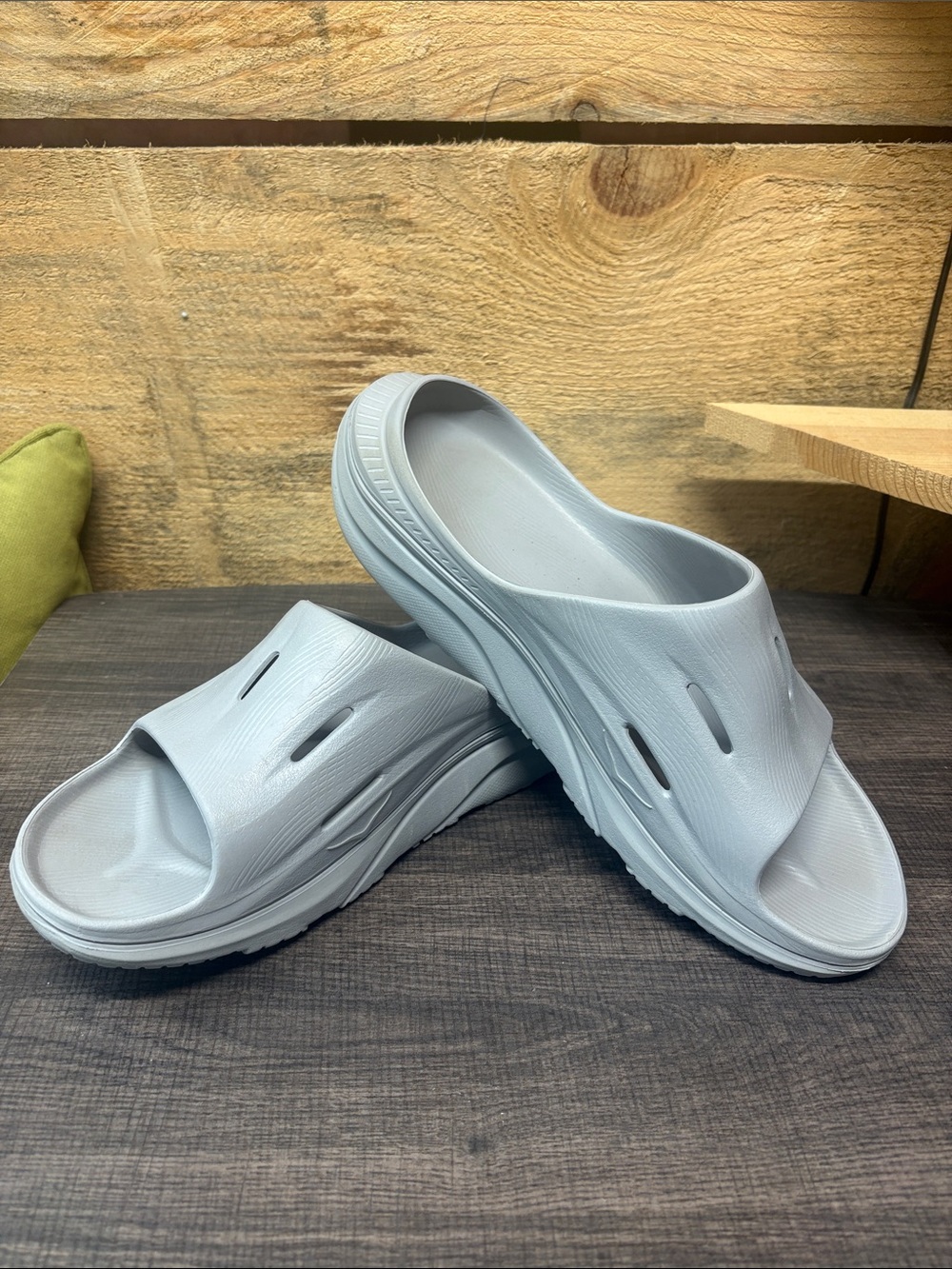 Hoka Recovery Slides